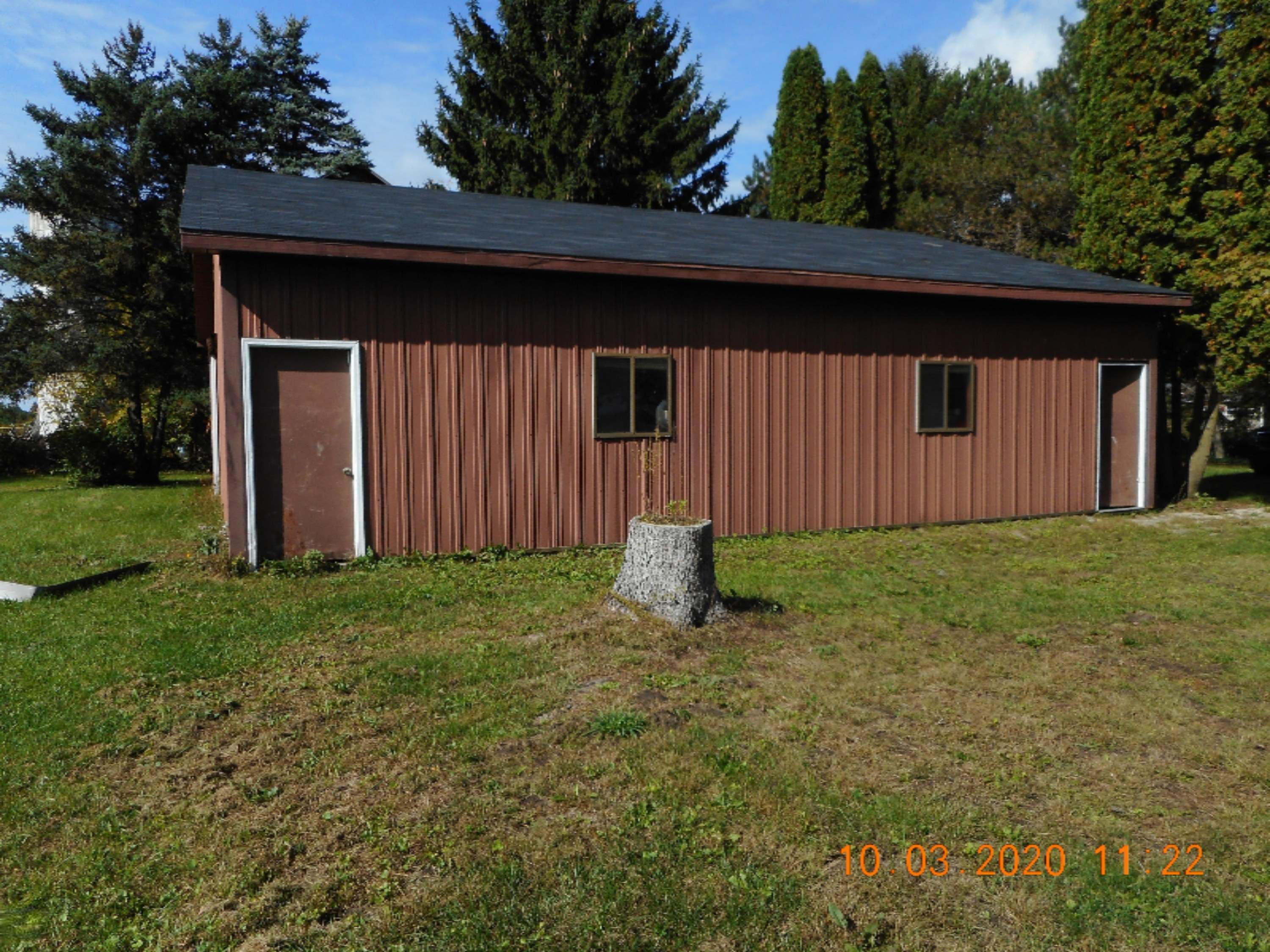 797 West Redstone Road Wheeler, MI 48662 - Photo 2 of 26 DSCN3660