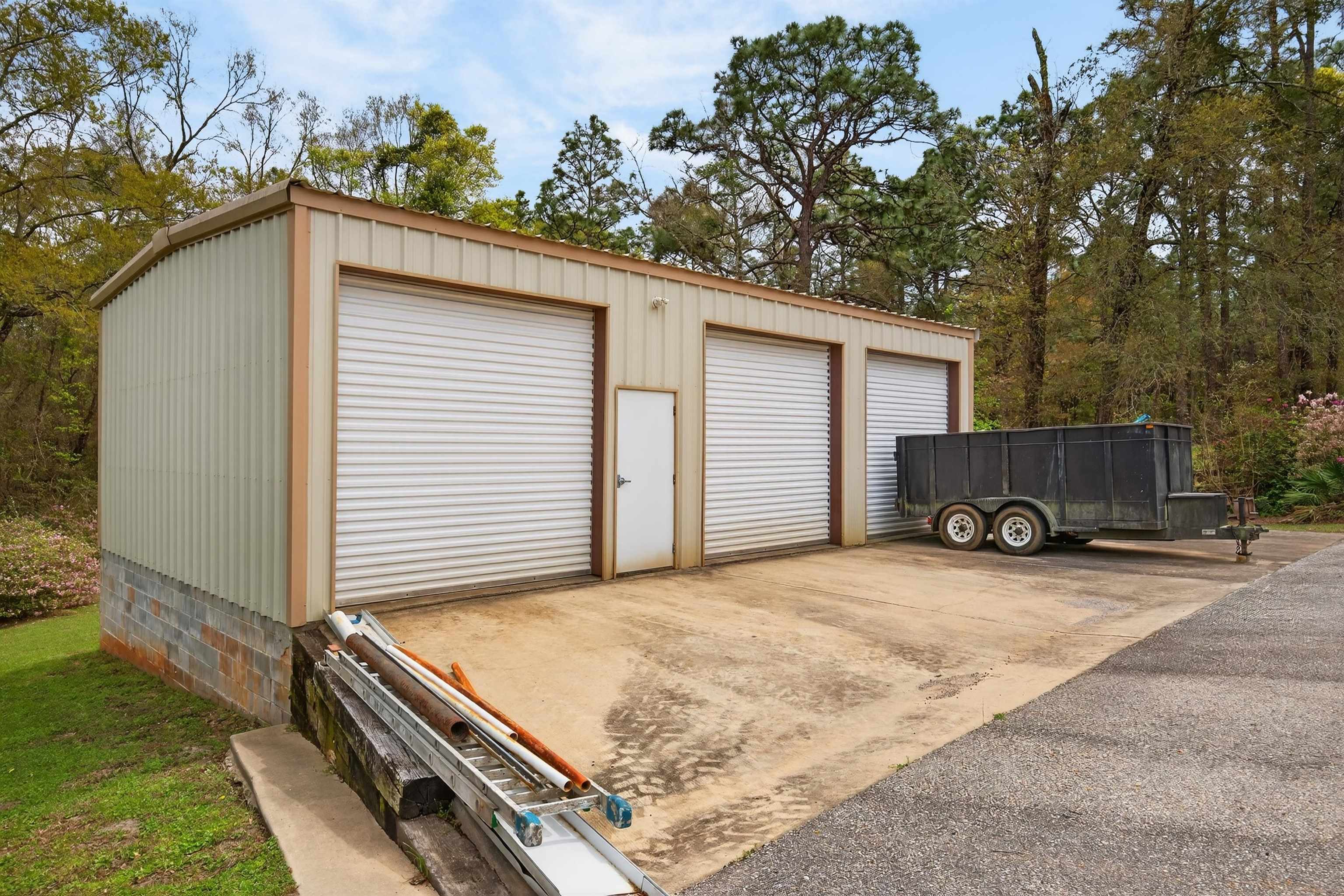 3175 Dawes Lake Road Mobile, AL 36619 - Photo 73 of 92 Garage
