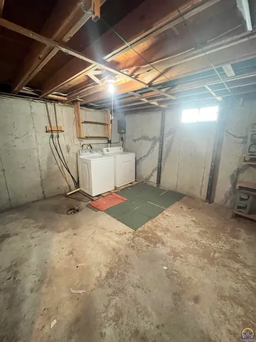 $164,900 | 1009 Janice Street, Emporia, KS 66801