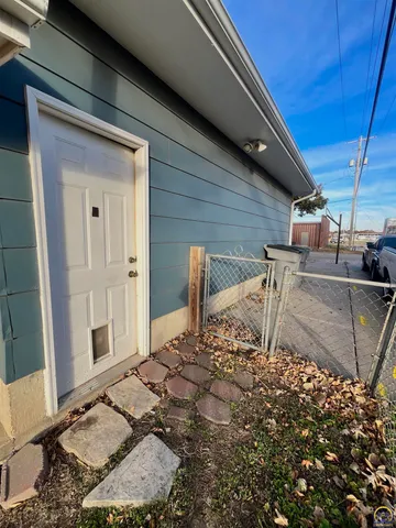 $164,900 | 1009 Janice Street, Emporia, KS 66801