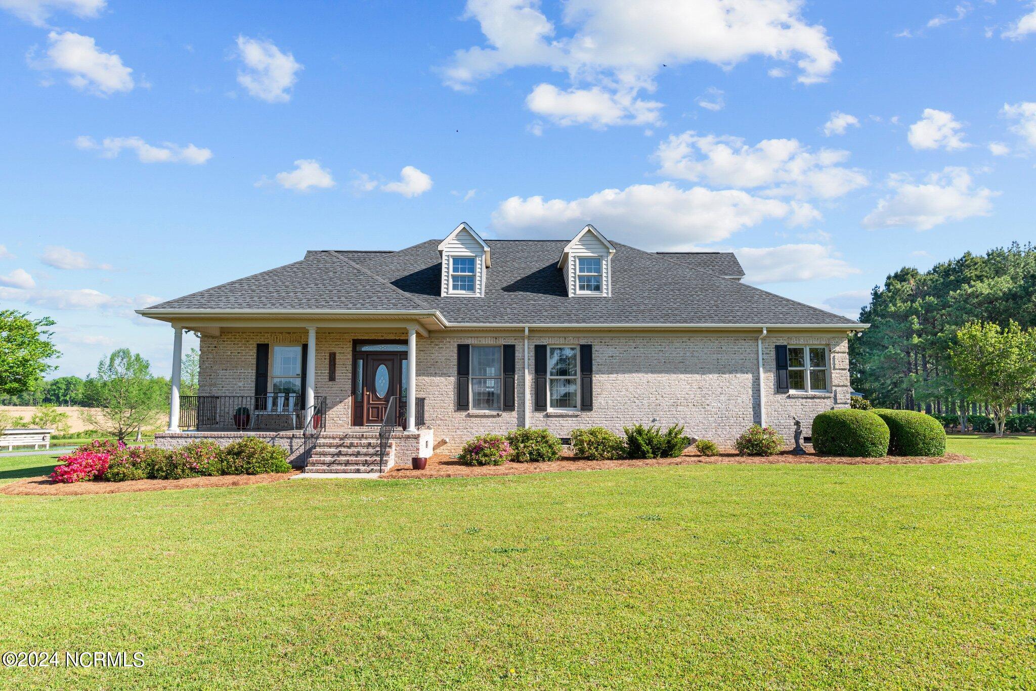 4824 Middle Road Trenton, NC 28585 - Photo 3 of 67 88-web-or-mls-DSC_4287
