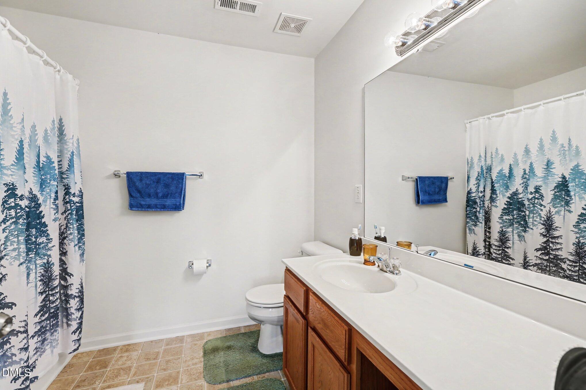 1648 Extine Lane Raleigh, NC 27610 - Photo 11 of 17 020_file_3453