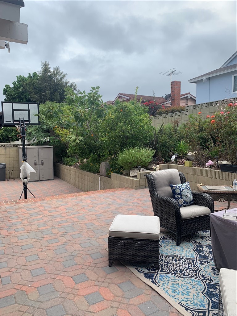 23625 Pineforest Lane Harbor City, CA 90710 - Photo 21 of 22 a outdoor space with patio furniture