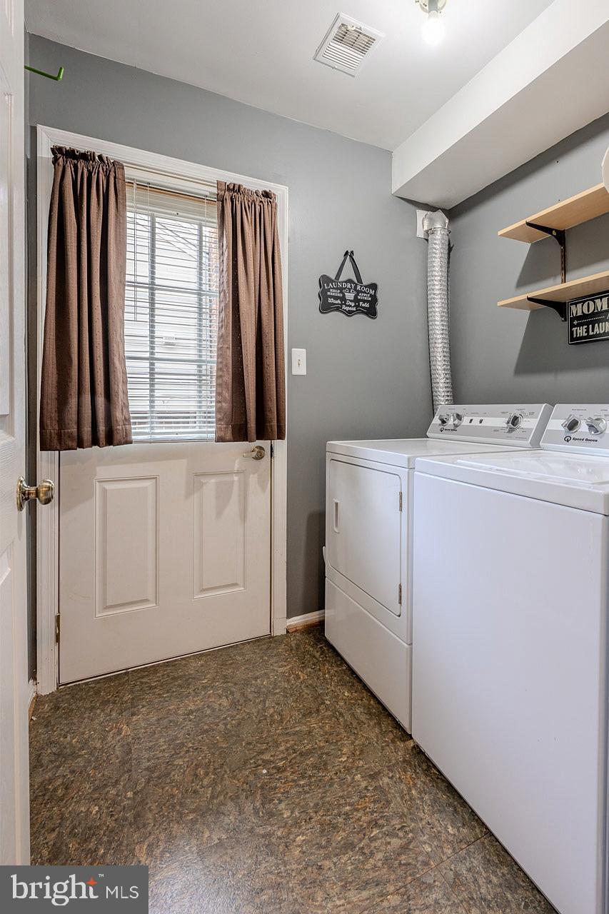 7041 Flax Street Springfield, VA 22152 - Photo 20 of 39 Gallery Image 20