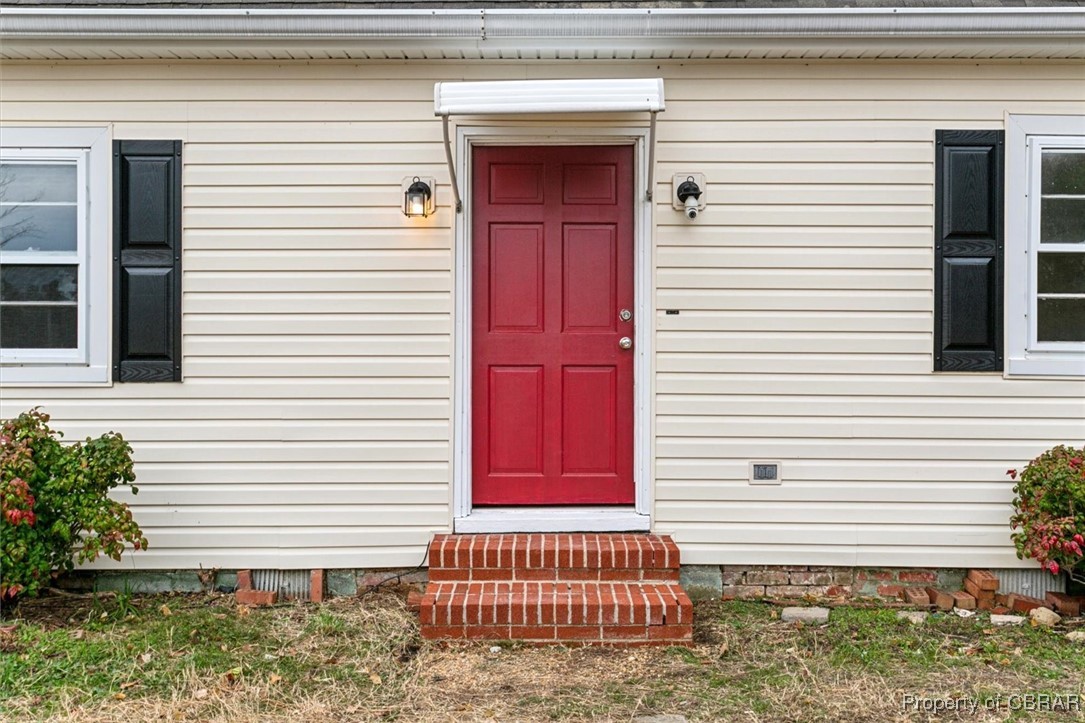 10370 Maryus Road Hayes, VA 23072 - Photo 4 of 35 View of entrance to property