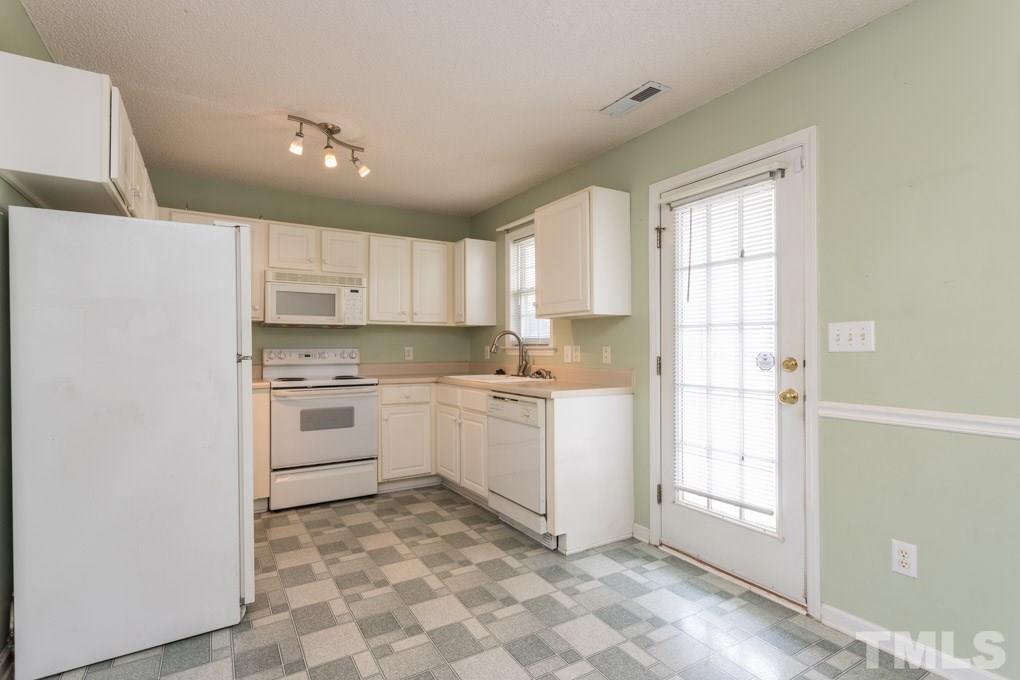2225 Turtle Point Drive Raleigh, NC 27604 - Photo 13 of 25 Gallery Image 13