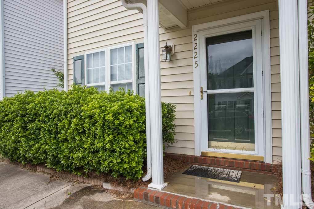 2225 Turtle Point Drive Raleigh, NC 27604 - Photo 3 of 25 Gallery Image 3