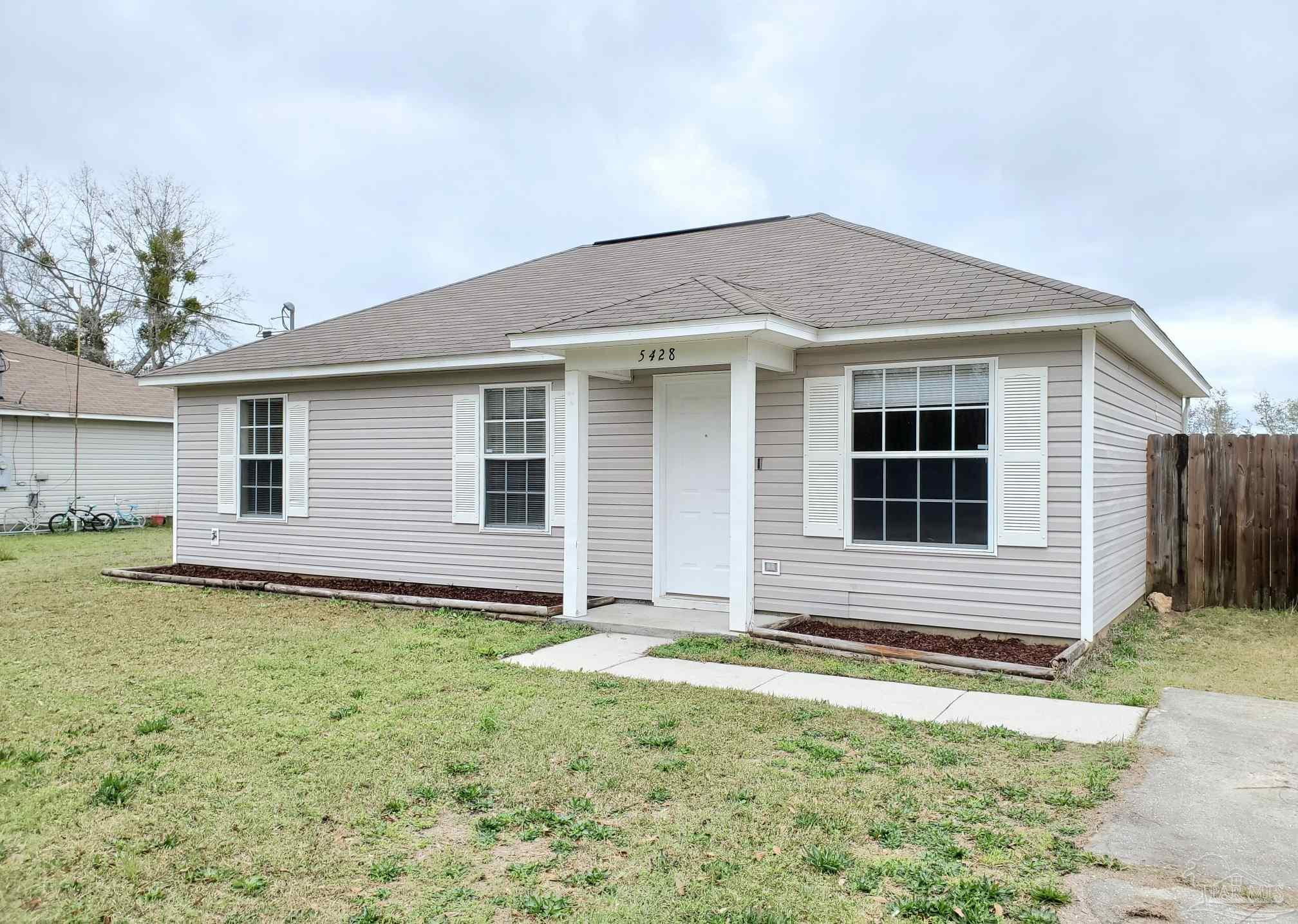 5428 Cox Road Milton, FL 32583 - Photo 3 of 20 Gallery Image 3