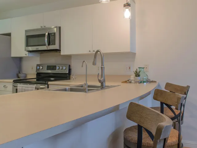 $729,000 | 43 Polohina Lane, Unit 13-8, Lahaina, HI 96761