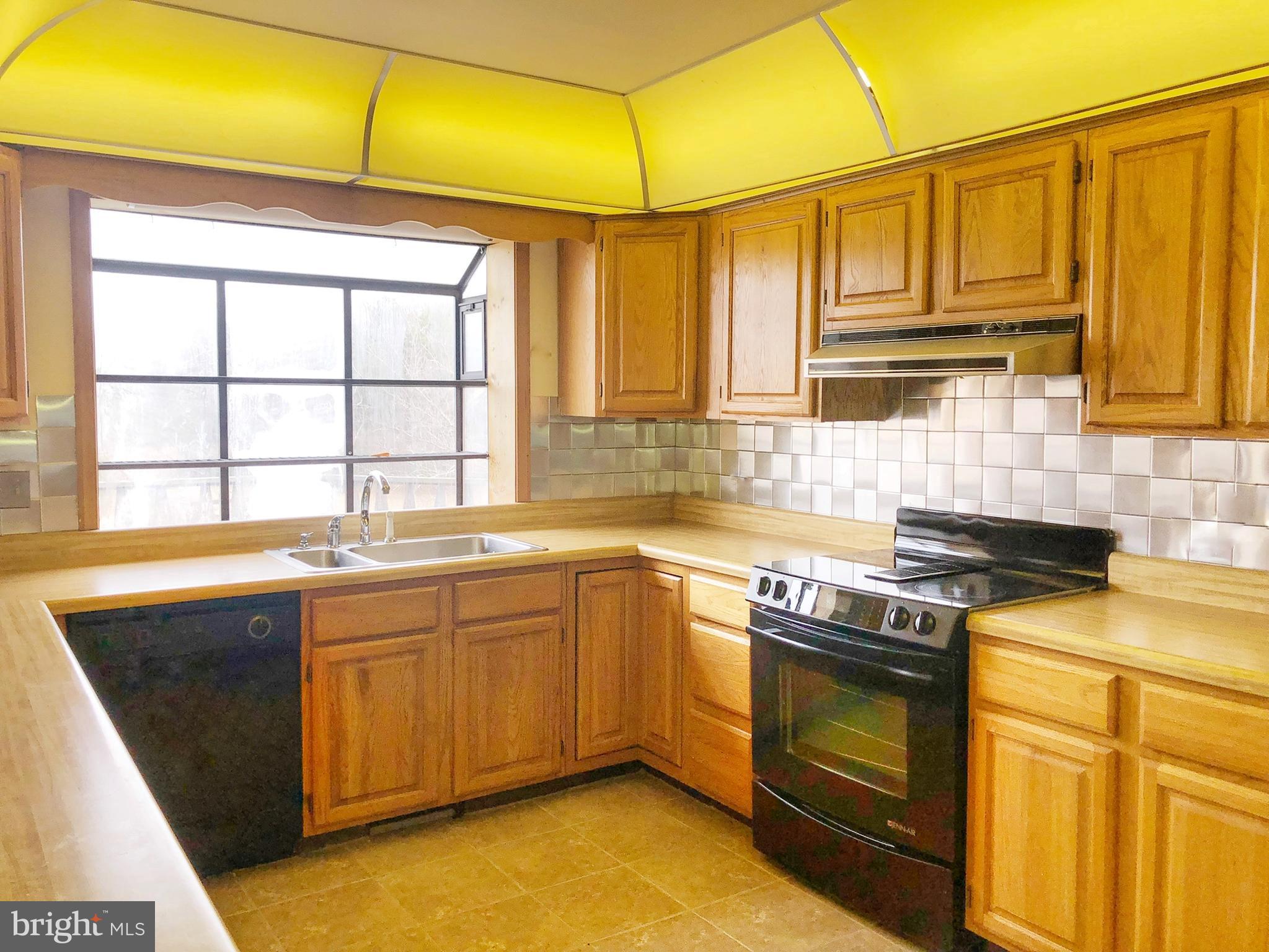 174 Scrabble Road Boston, VA 22713 - Photo 10 of 16 Kitchen