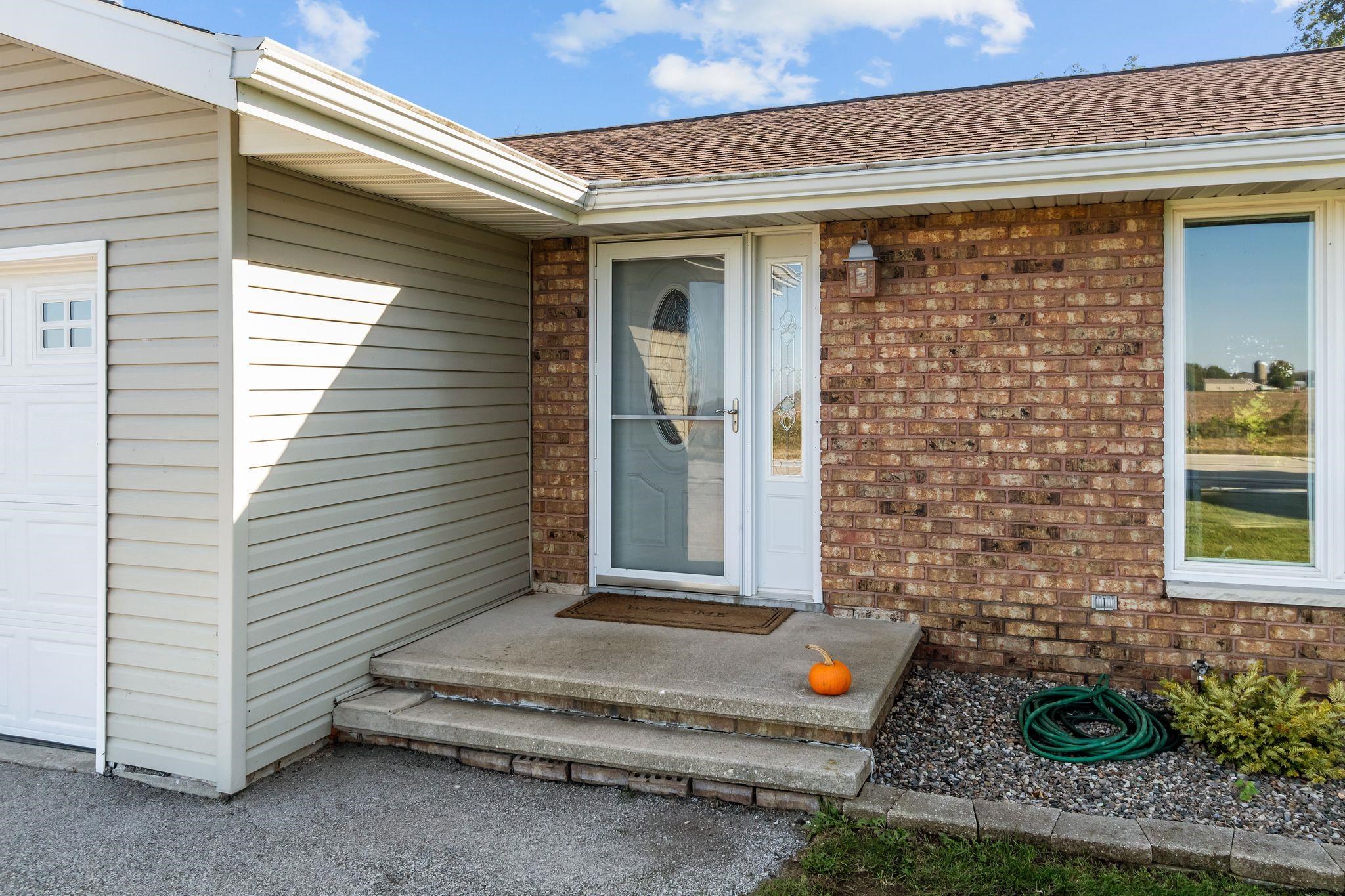 W1073 County Rd JJ Kaukauna, WI 54130 - Photo 6 of 43 Gallery Image 6
