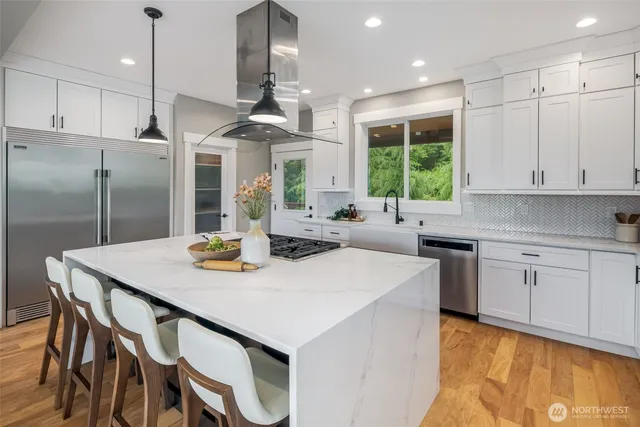 $1,550,000 | 921 Whitewater Drive, Bellingham, WA 98229