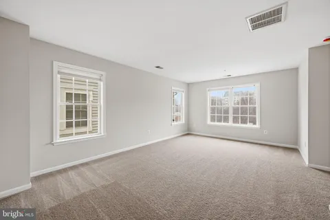 $925,000 | 1004 Gaither Road, Rockville, MD 20850