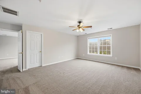 $925,000 | 1004 Gaither Road, Rockville, MD 20850