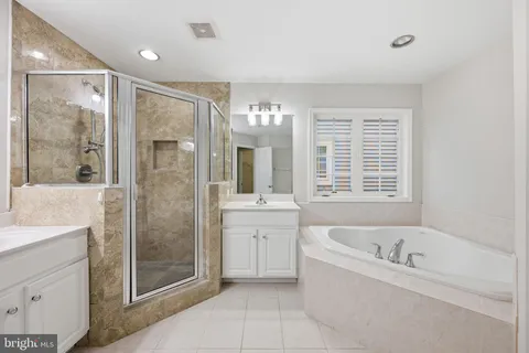 $925,000 | 1004 Gaither Road, Rockville, MD 20850