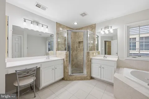 $925,000 | 1004 Gaither Road, Rockville, MD 20850