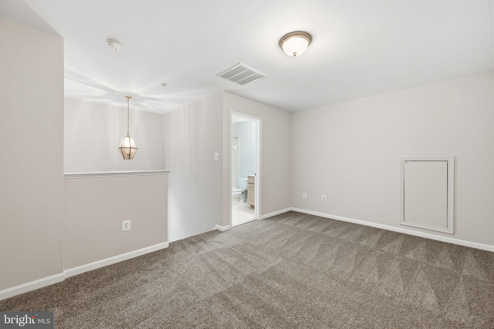 1004 Gaither Road Rockville, MD 20850 - Photo 28 of 44 Top Level Flex Room / Den / Study