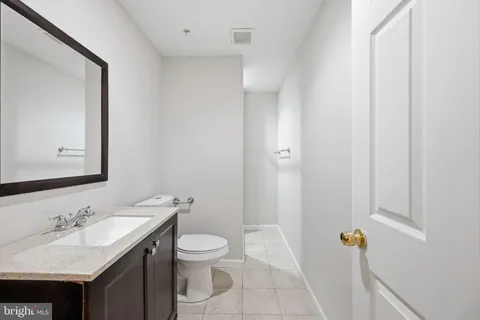 $925,000 | 1004 Gaither Road, Rockville, MD 20850