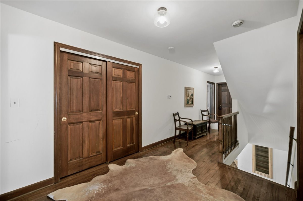 373 Sunset Road Winnetka, IL 60093 - Photo 16 of 26