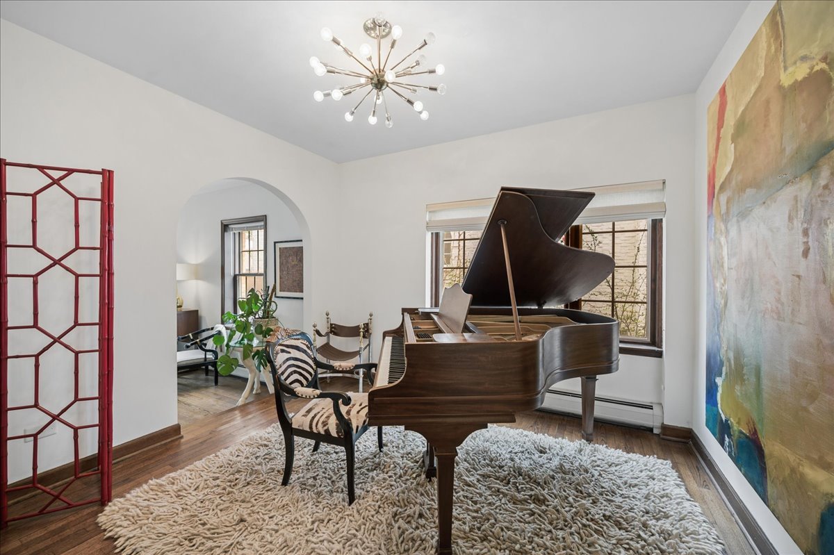 373 Sunset Road Winnetka, IL 60093 - Photo 6 of 26