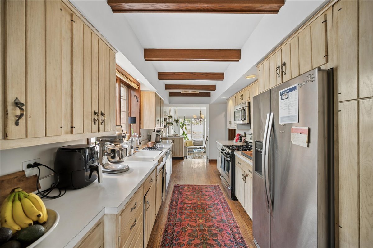 373 Sunset Road Winnetka, IL 60093 - Photo 10 of 26