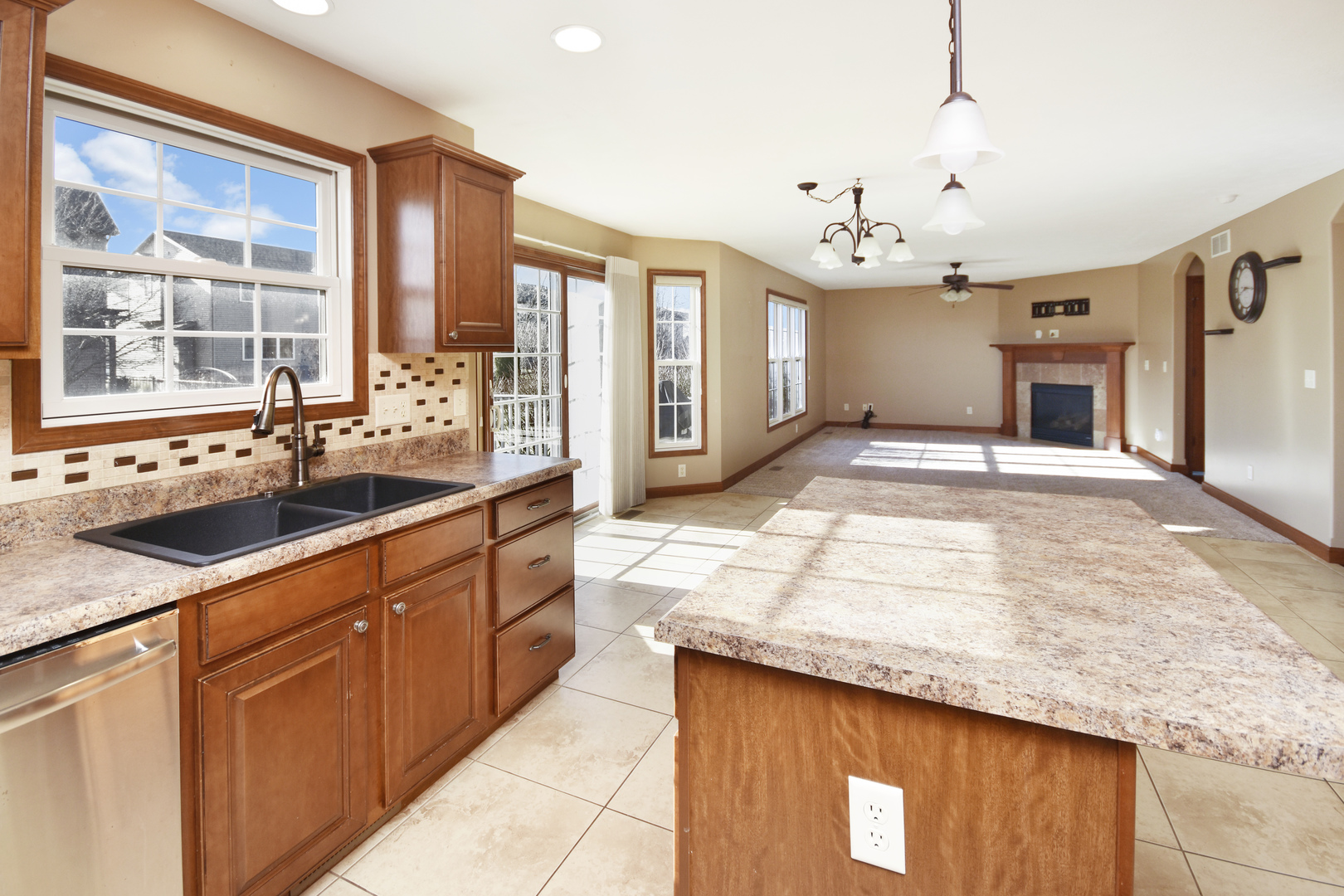 3011 Sable Oaks Road Bloomington, IL 61704 - Photo 11 of 33 Gallery Image 11