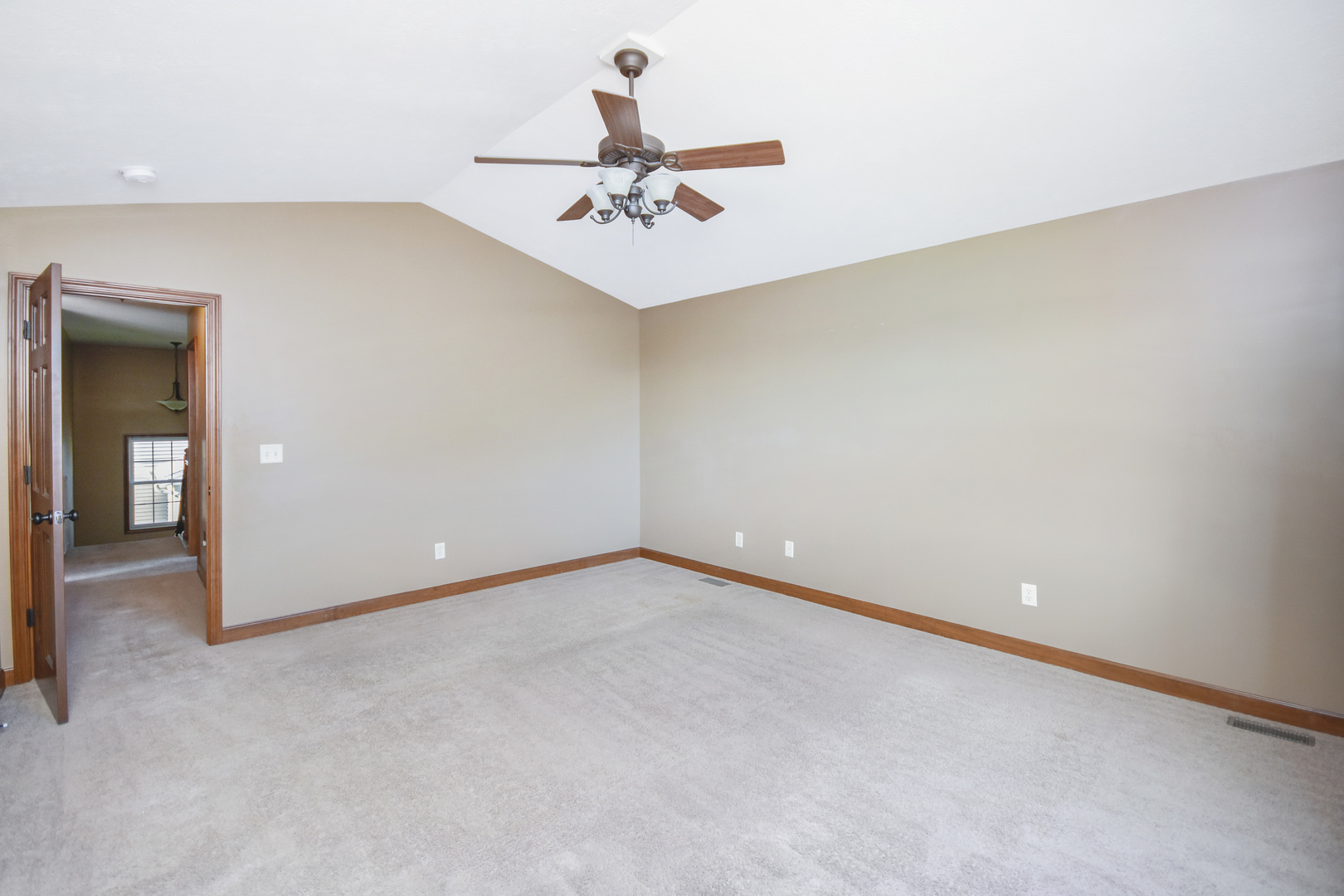 3011 Sable Oaks Road Bloomington, IL 61704 - Photo 16 of 33 Gallery Image 16