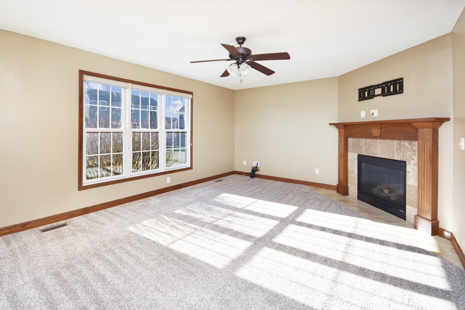 3011 Sable Oaks Road Bloomington, IL 61704 - Photo 6 of 33 Gallery Image 6