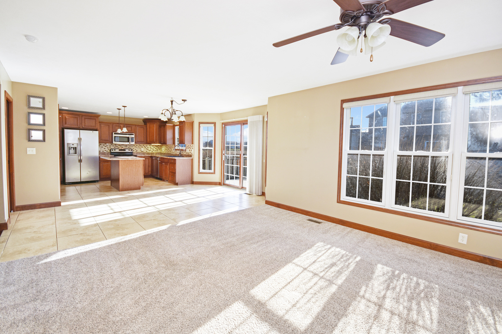 3011 Sable Oaks Road Bloomington, IL 61704 - Photo 8 of 33 Gallery Image 8