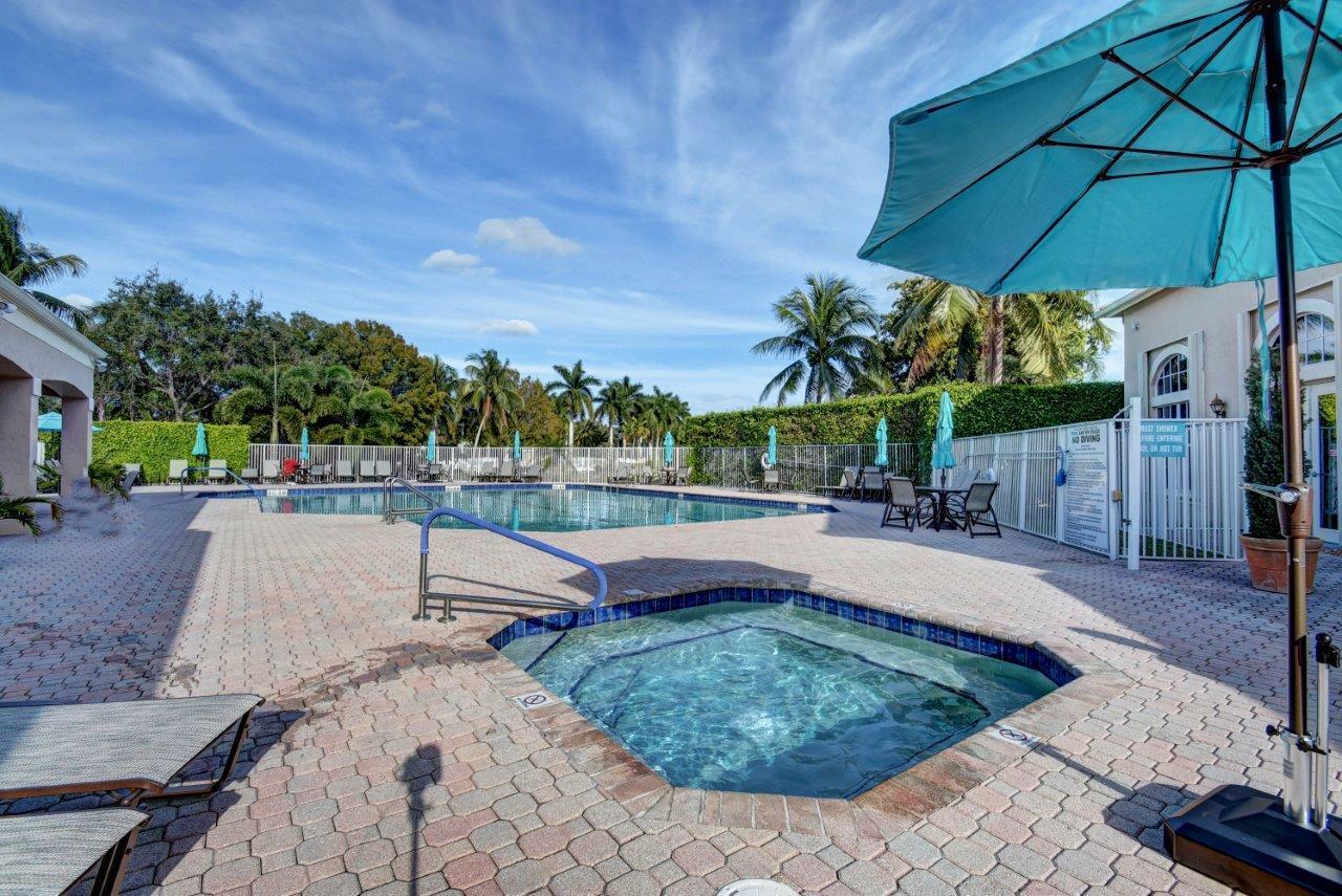 10054 Diamond Lake Road Boynton Beach, FL 33437 - Photo 53 of 68 1 c Pool area