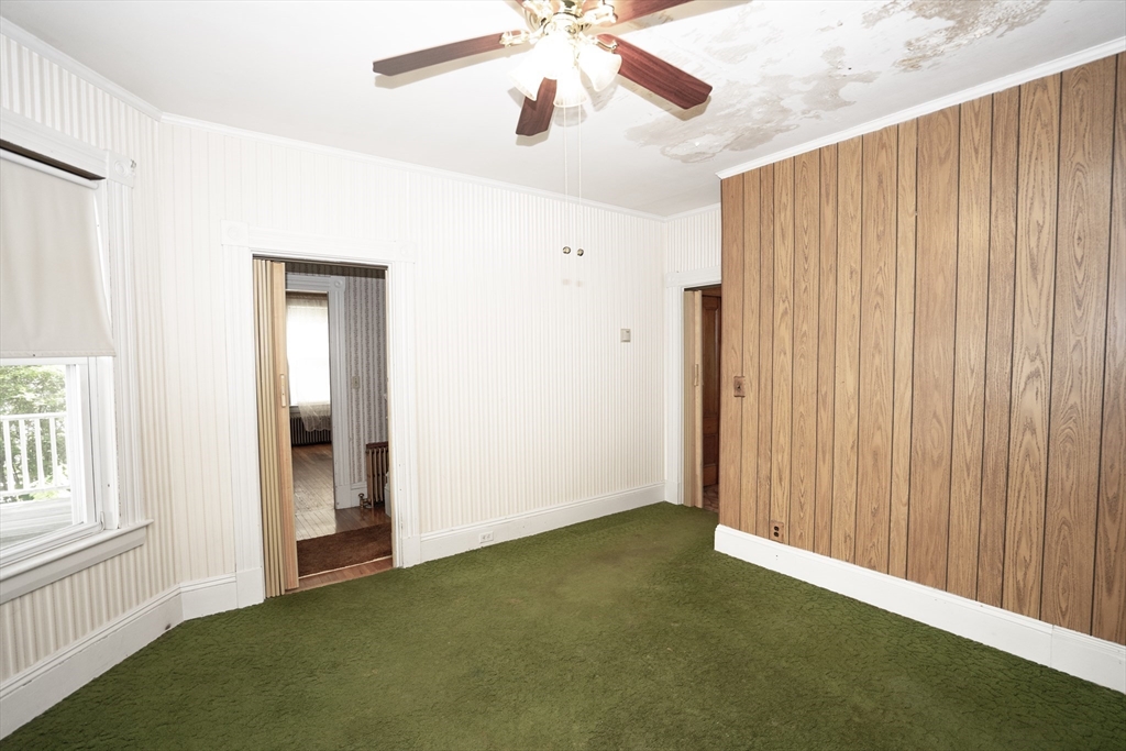 83 Arnold Street Methuen, MA 01844 - Photo 17 of 33