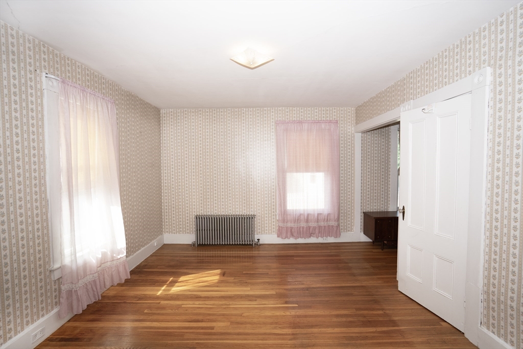 83 Arnold Street Methuen, MA 01844 - Photo 24 of 33