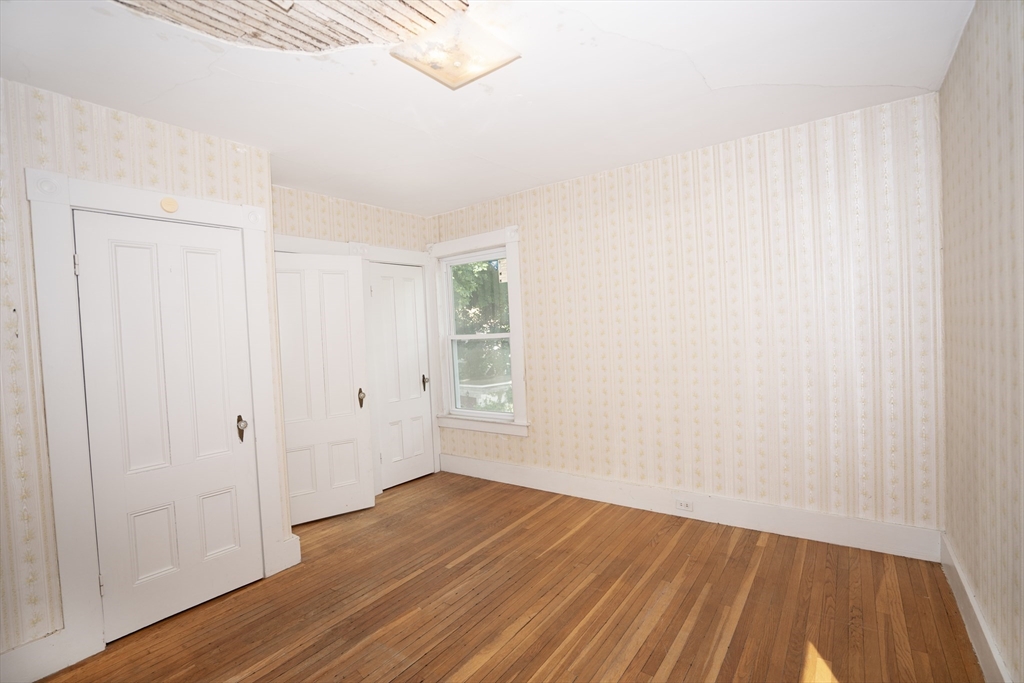 83 Arnold Street Methuen, MA 01844 - Photo 29 of 33