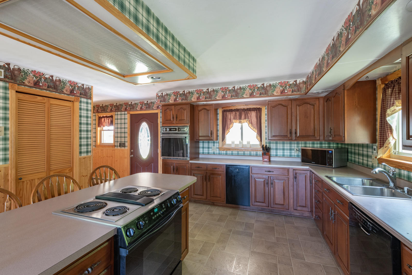 41 Pinkhams Cove Road Belgrade, ME 04917 - Photo 13 of 45 lakehome_pinkhamscove037