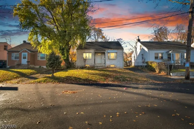 $319,000 | 141 Lenox Avenue, Irvington, NJ 07111