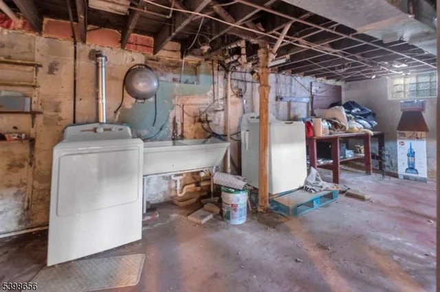 $319,000 | 141 Lenox Avenue, Irvington, NJ 07111