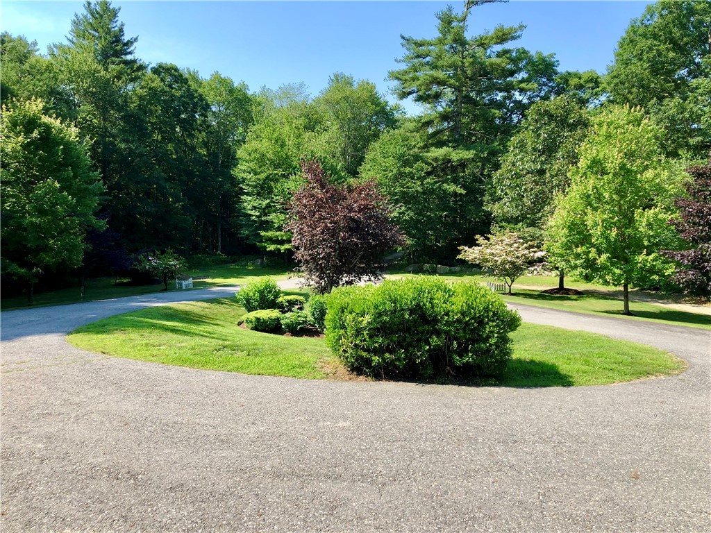 153 Foster Center Road Foster, RI 02825 - Photo 4 of 47