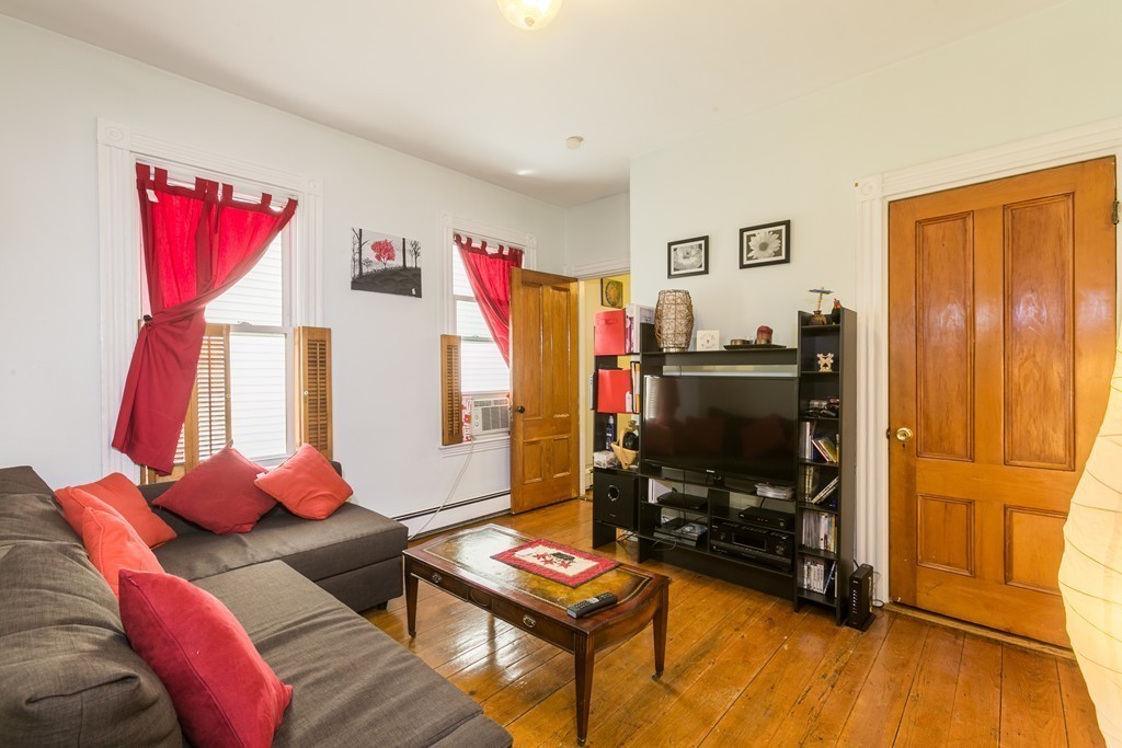18 Harding Street Cambridge, MA 02141 - Photo 4 of 19 Gallery Image 4