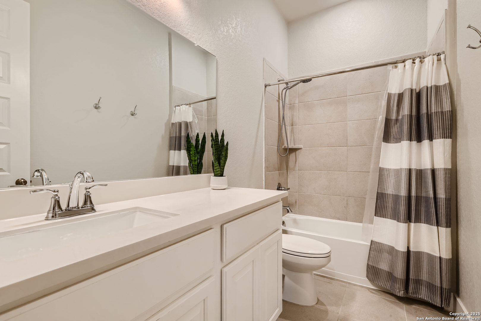 120 Simpatico Boerne, TX 78006 - Photo 18 of 37