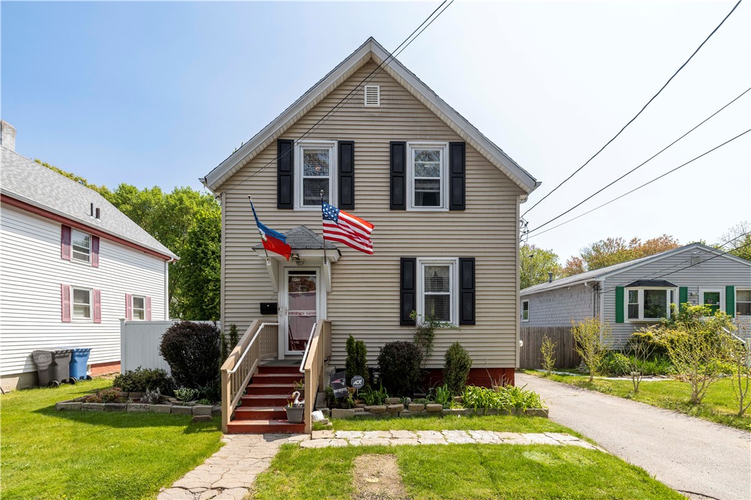 70 Perkins Avenue Cranston, RI 02910 - Photo 1 of 36