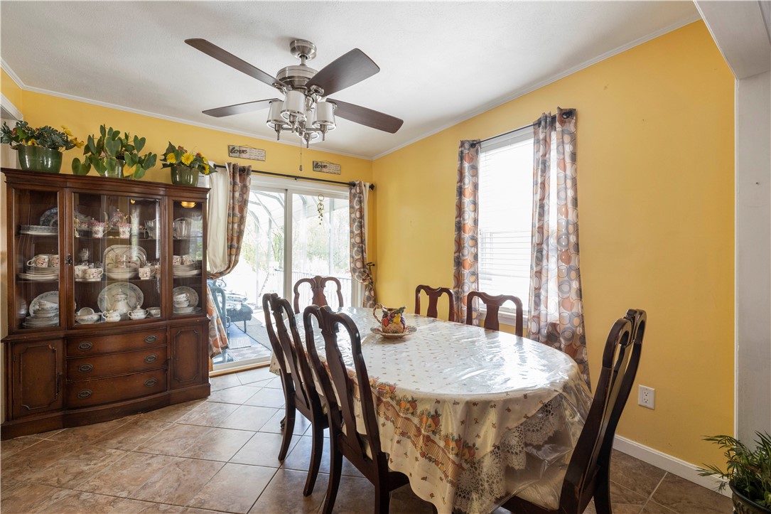 70 Perkins Avenue Cranston, RI 02910 - Photo 20 of 36