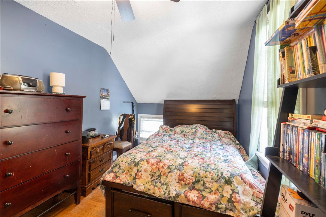 70 Perkins Avenue Cranston, RI 02910 - Photo 27 of 36