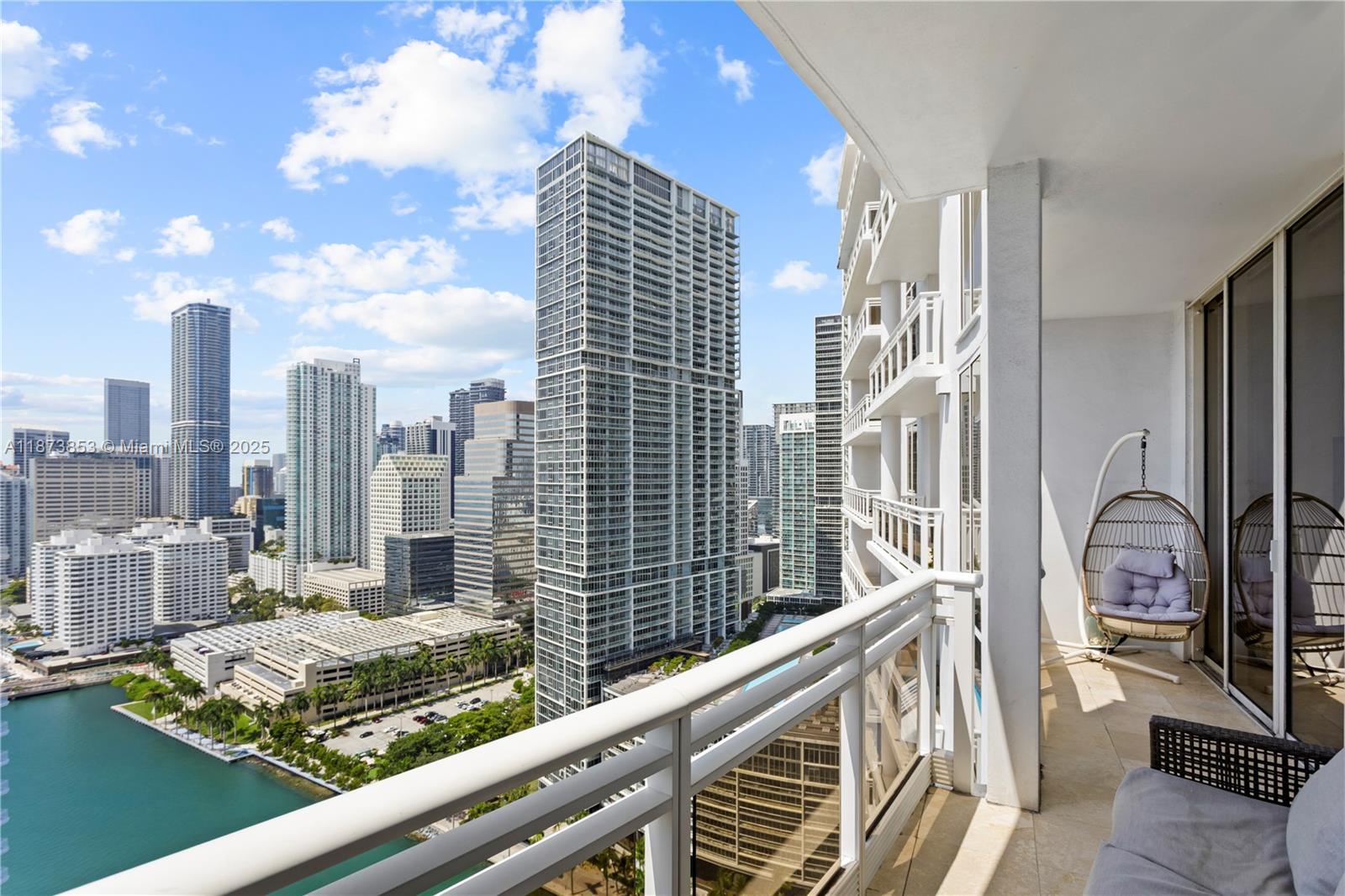 901 Brickell Key Boulevard, Unit 3301 Miami, FL 33131 - Photo 14 of 20