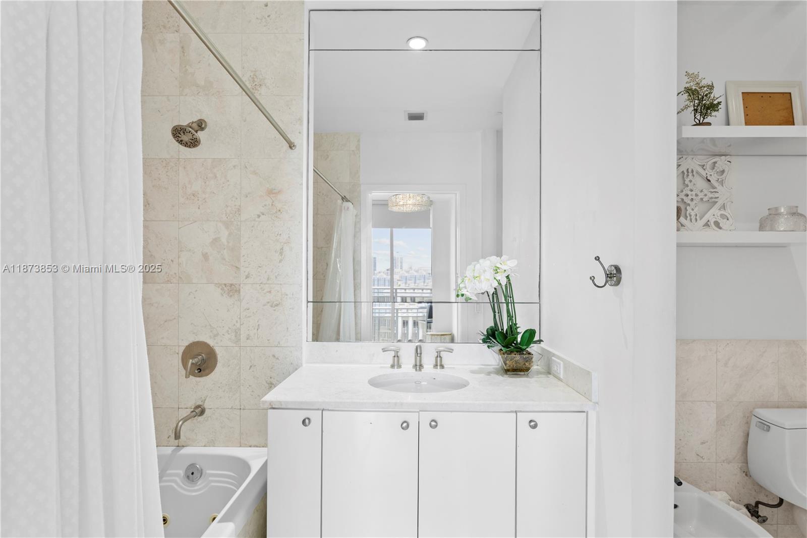 901 Brickell Key Boulevard, Unit 3301 Miami, FL 33131 - Photo 3 of 20