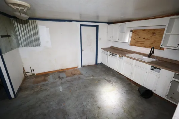 $39,900 | 52078 Forestbrook Avenue, South Bend, IN 46637