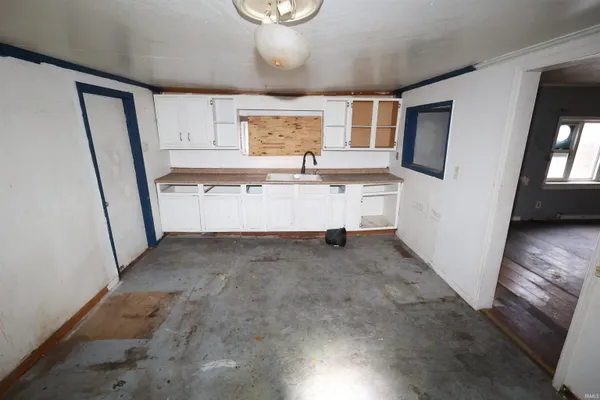 $39,900 | 52078 Forestbrook Avenue, South Bend, IN 46637