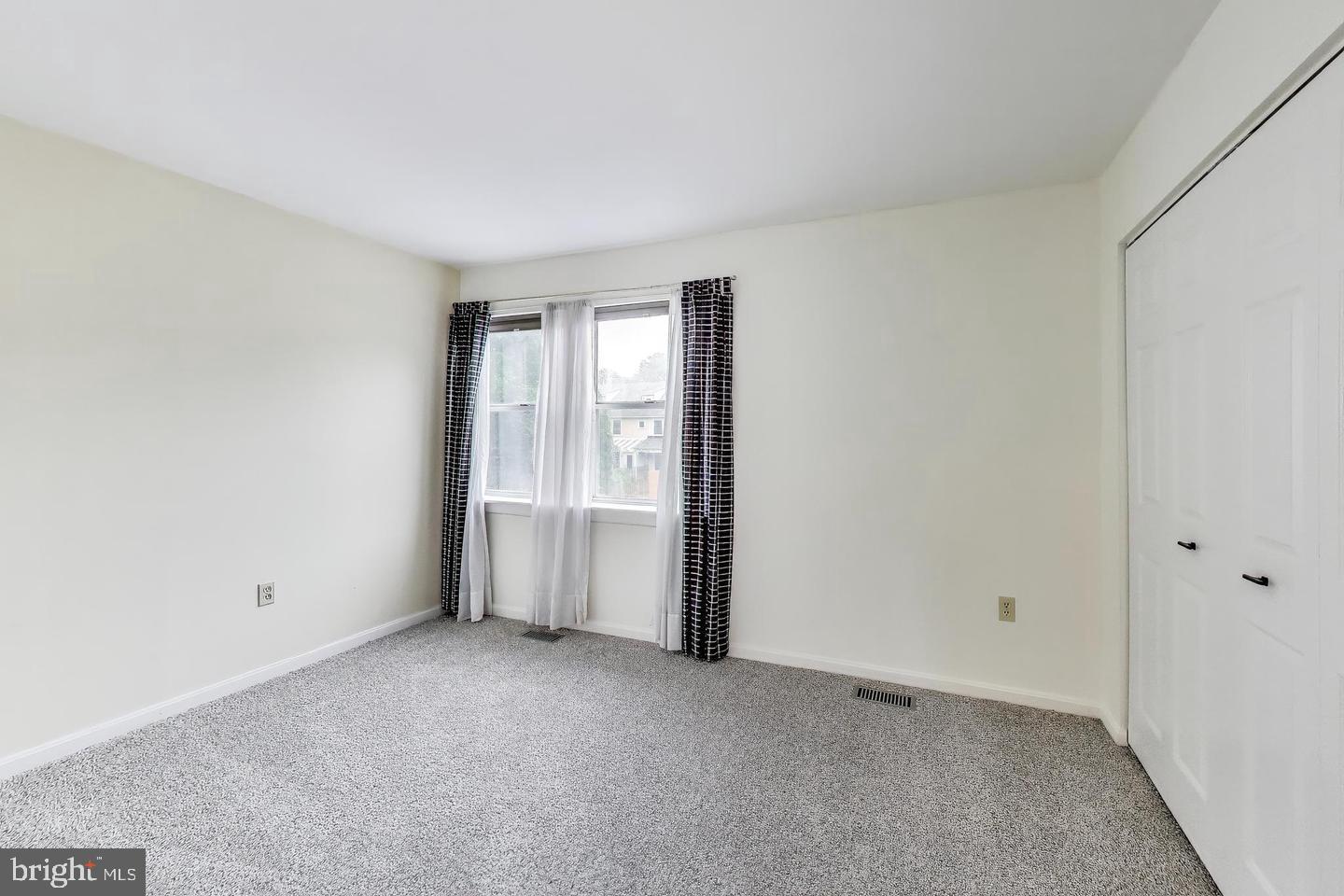 11914 Filly Lane North Potomac, MD 20878 - Photo 13 of 19 Gallery Image 13