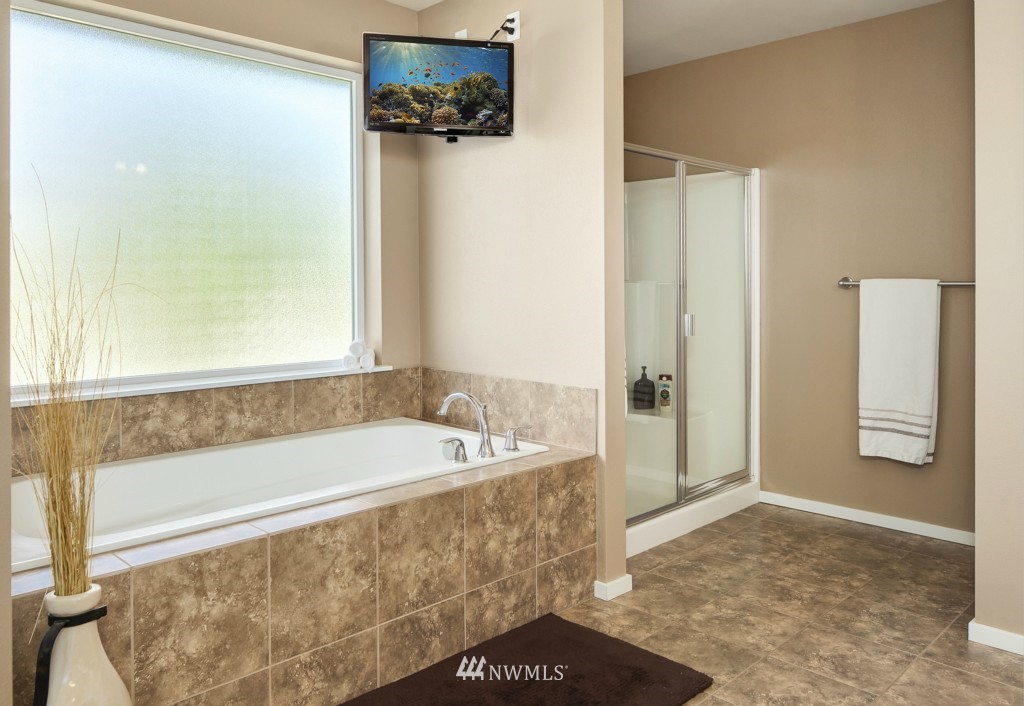 3931 222nd Place Southeast Bothell, WA 98021 - Photo 14 of 25 Gallery Image 14