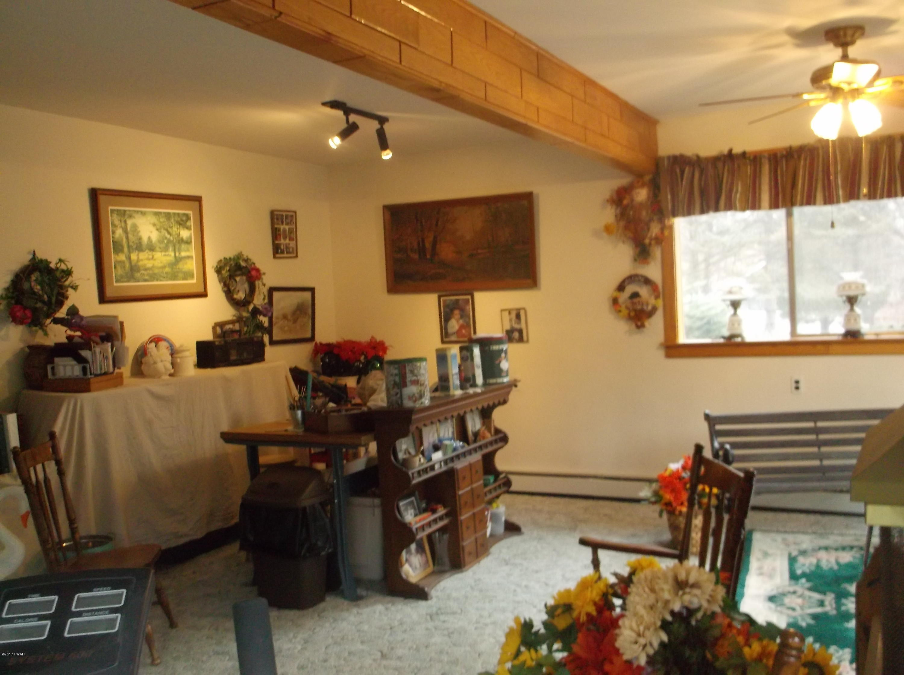 122 Henchel Road Matamoras, PA 18336 - Photo 14 of 20