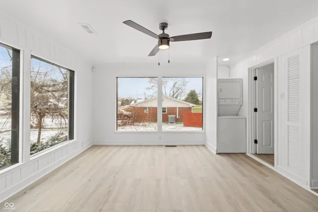 $475,000 | 2600 North Raceway Road, Indianapolis, IN 46234